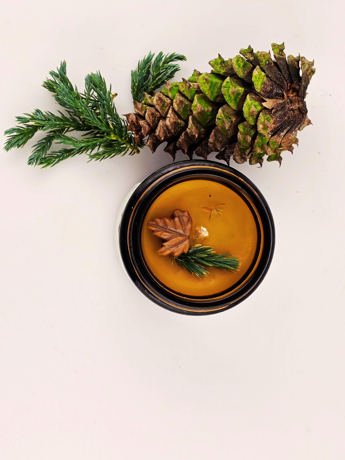 Świeca z wosku pszczelego w słoiku-LEŚNA CISZA