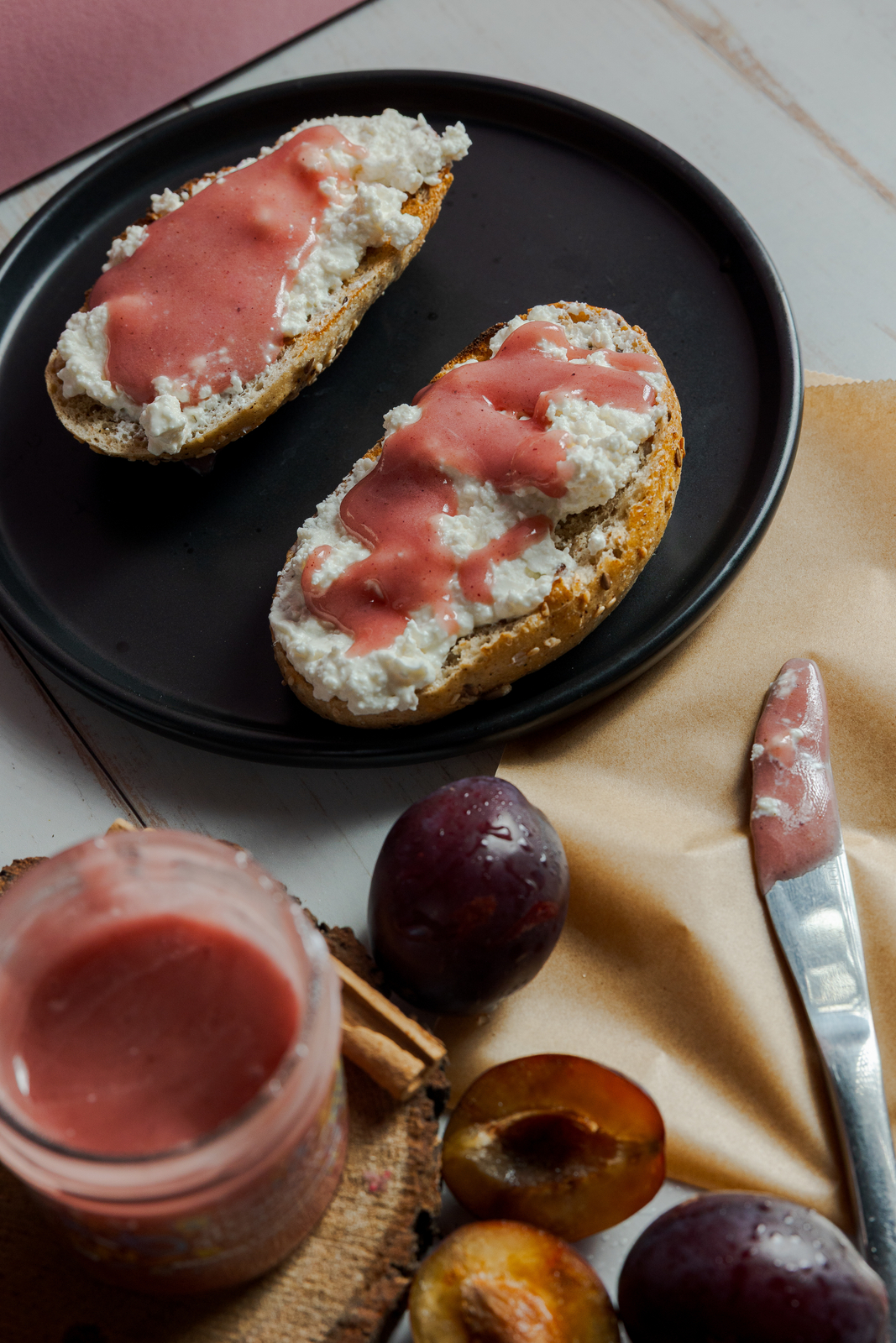 Miód ze Śliwką i Cynamonem 200g