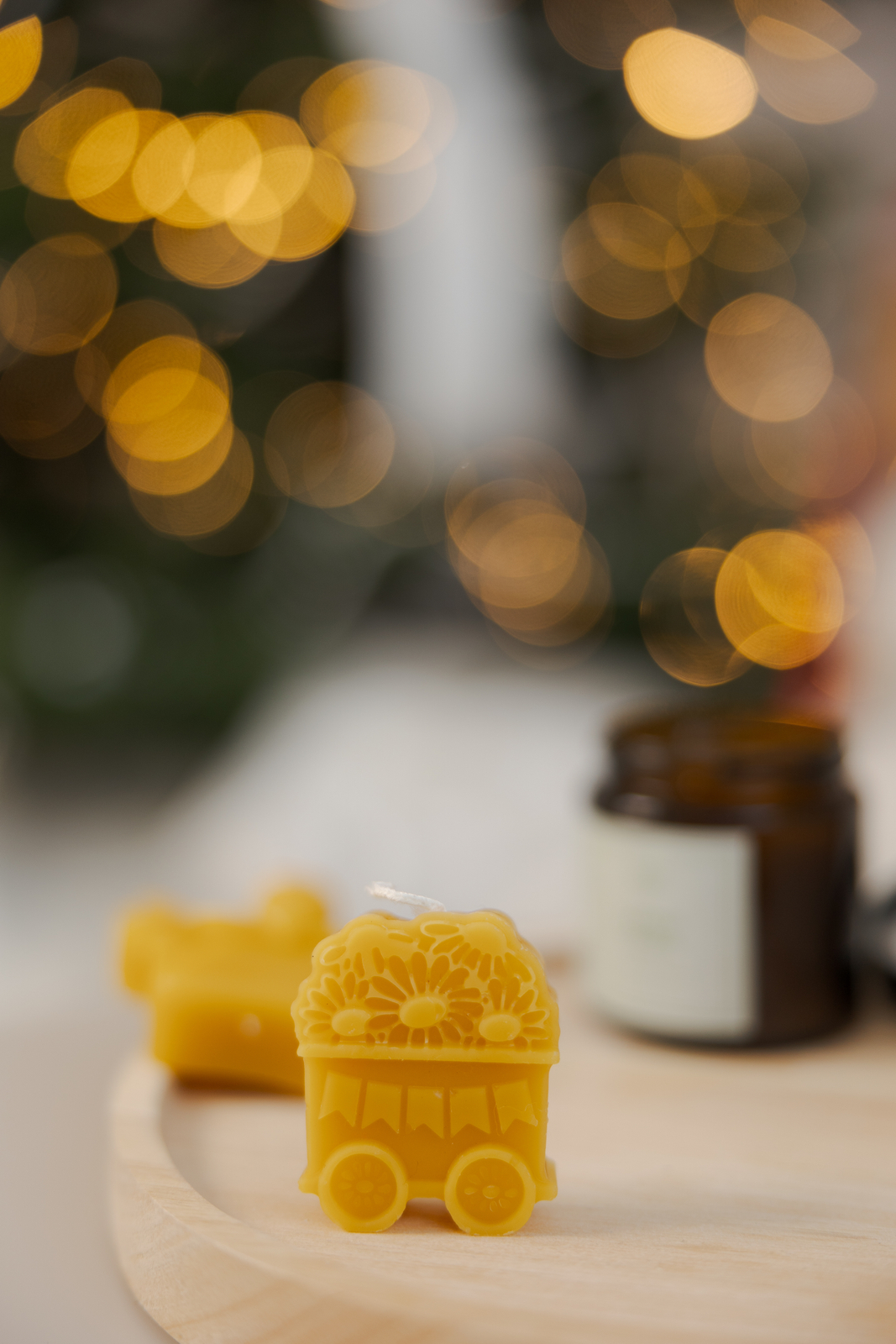 Świeca z wosku pszczelego-Lokomotywa z wagonikami