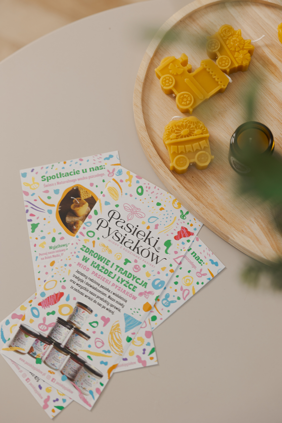 Świeca z wosku pszczelego-Lokomotywa z wagonikami