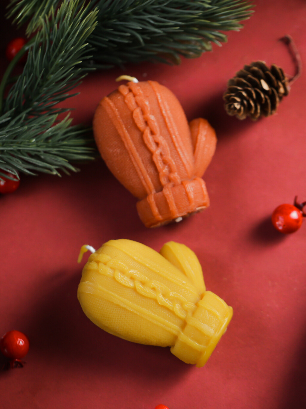 Świeca z wosku pszczelego-Rękawiczka