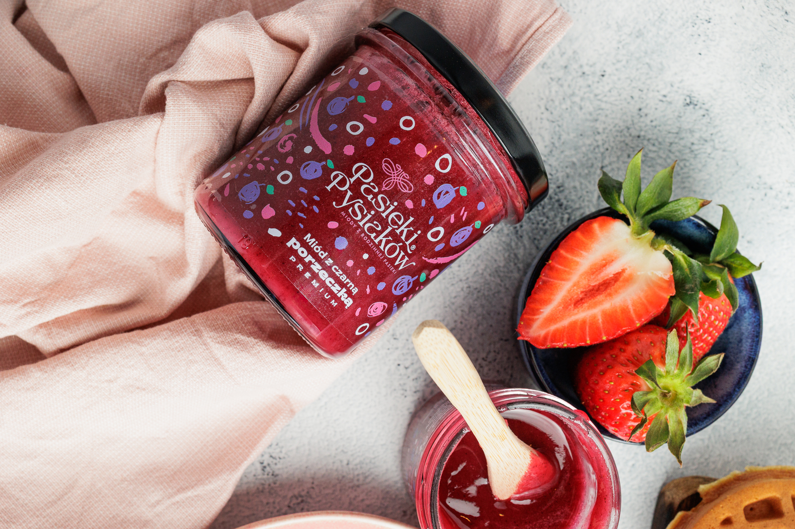 Miód z czarną porzeczką 450g 2025r.