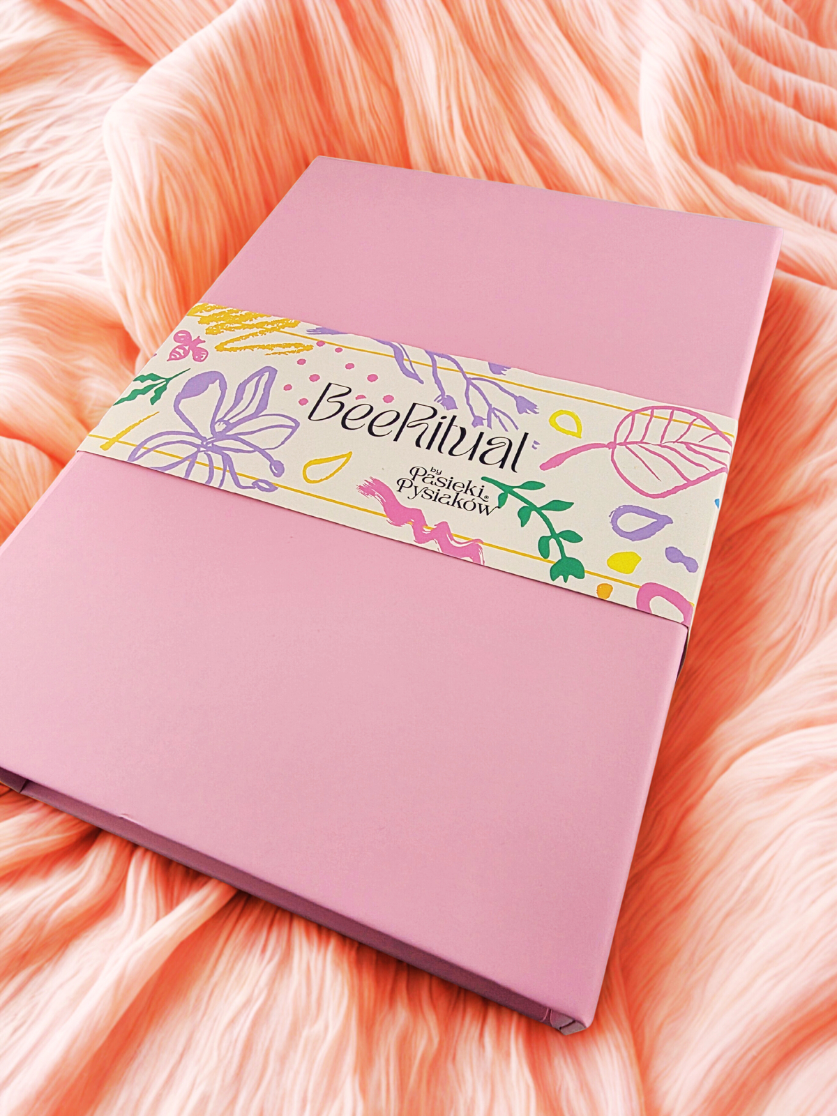 Zestaw Prezentowy na Specjalne Okazje. Świeca z wosku pszczelego.