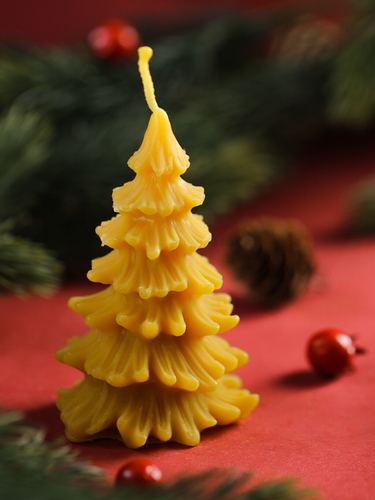 Świeca z wosku pszczelego-Choinka