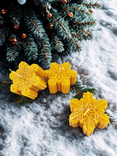 Świeca z wosku pszczelego-Śnieżynka