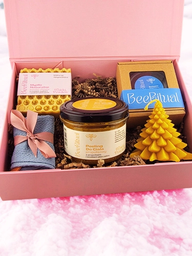 Miodowy Zestaw Prezentowy Mydło - Balsam - Świeca - Peeling
