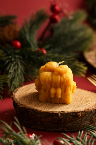 Świeca z wosku pszczelego-Prezent.